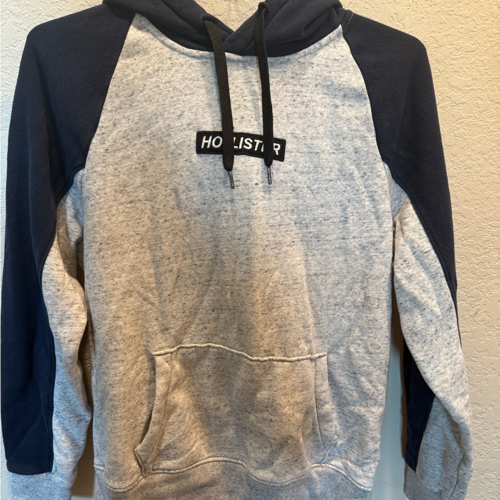 Hollister Men's Navy and Gray Hoodie